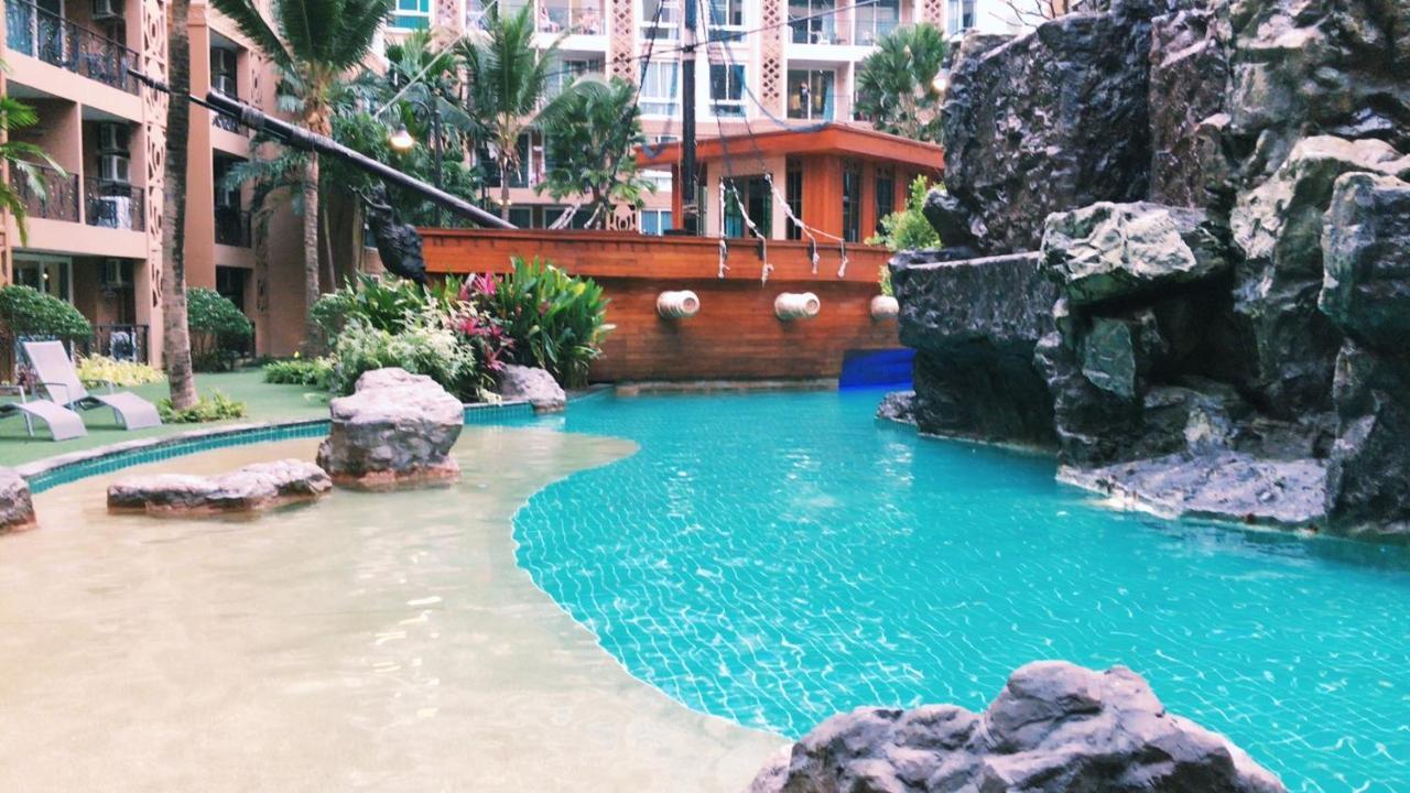 Atlantis Condo Resort Jomtian Pattaya 乔木提恩海滩 外观 照片